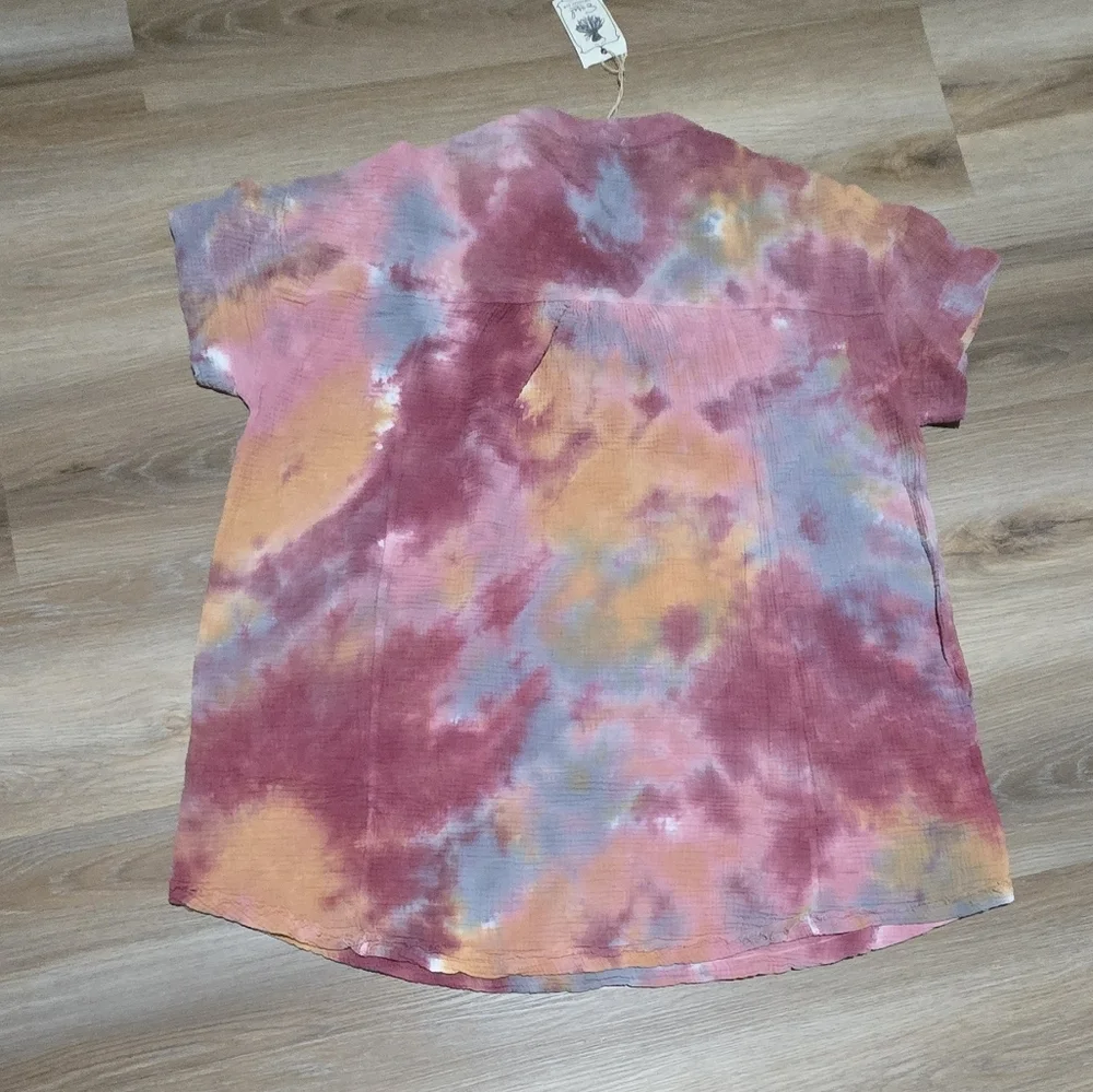 Easel Tie-Dye Women's Tunic Top - Picture 2 of 10